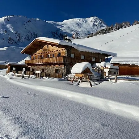 Unique Alpine Pasture In The Zillertal Mountains 펜션